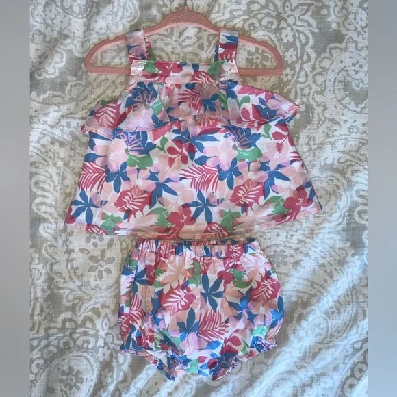 NWT 3-6 months Janie and Jack | Floral Top and Matching Bloomers - Picture 3 of 6